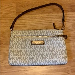 Michael Kors Wristlet